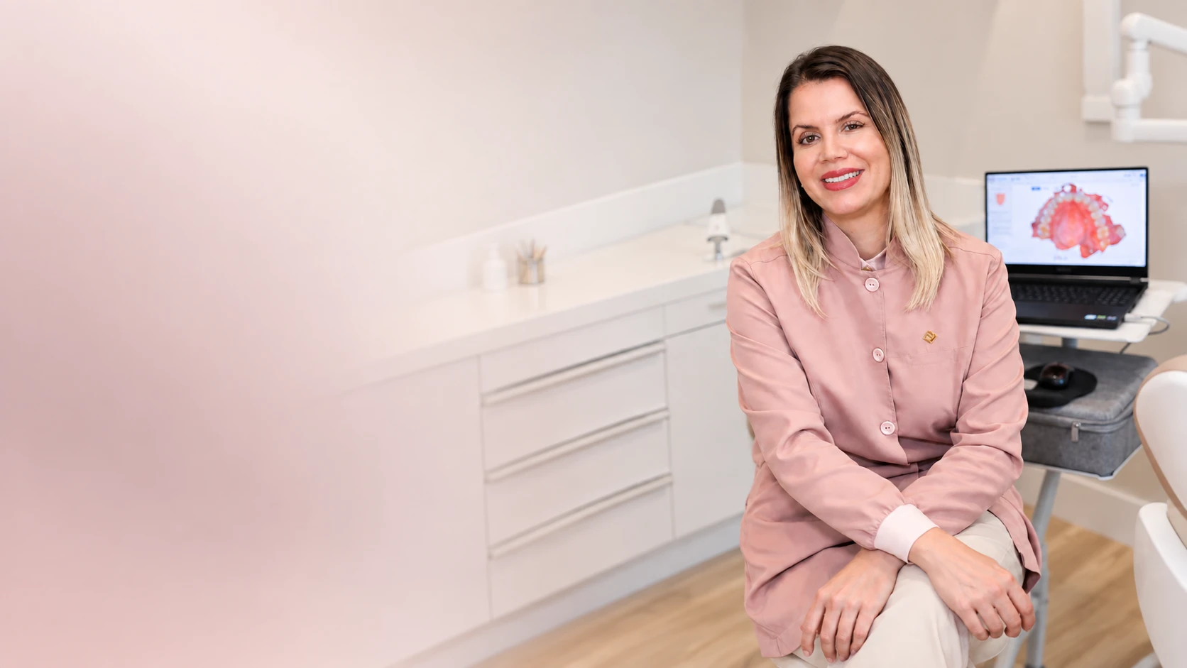 Dra. Sara Michelon - Odontologia Estética em Florianópolis